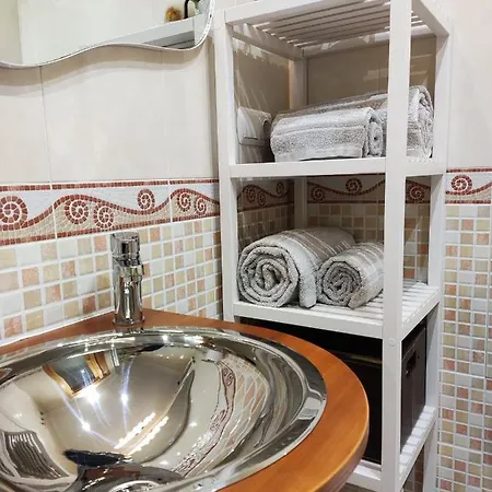 L&g78 Atico Con Parking Appartement